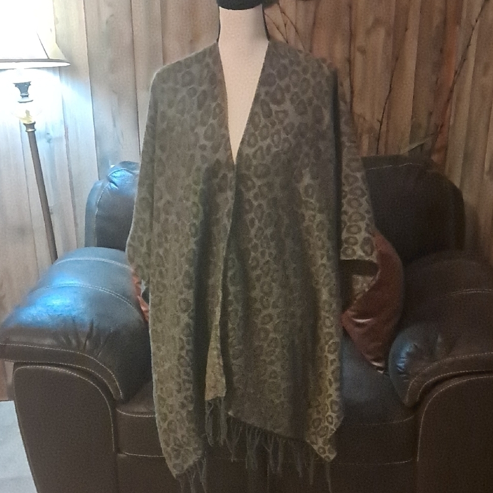 Woolrich Leopard Print Shawl with Fringe